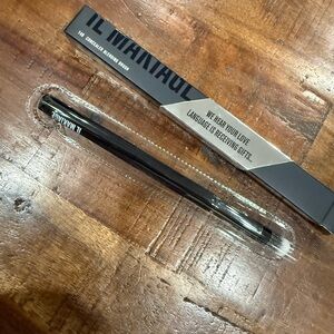 IL MAKIAGE Black and Silver Makeup Brush